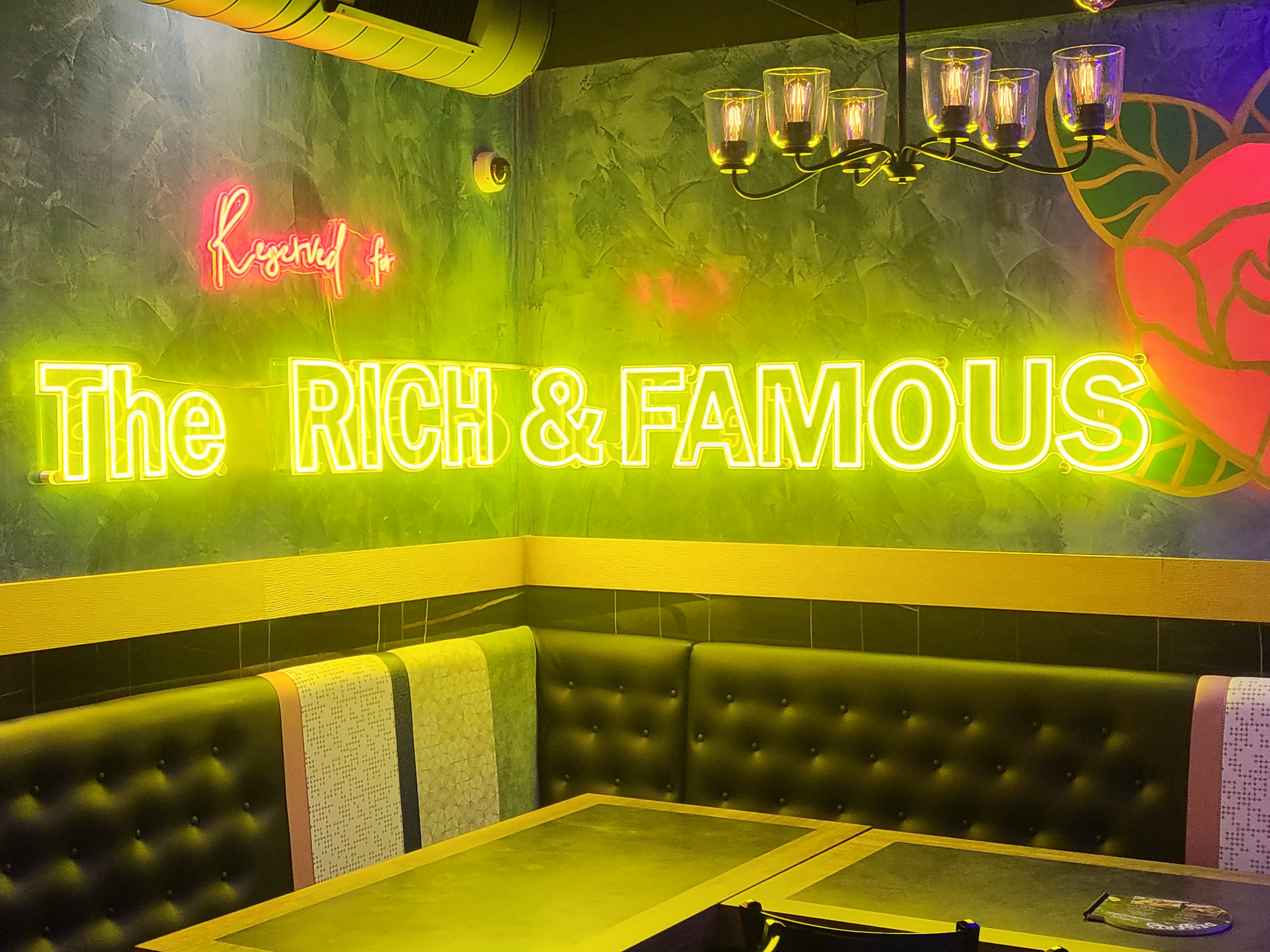 The Rich & Famous Neon Style Sign Food Restaurant Business Attract Customers Light Personalized Custom Customizable