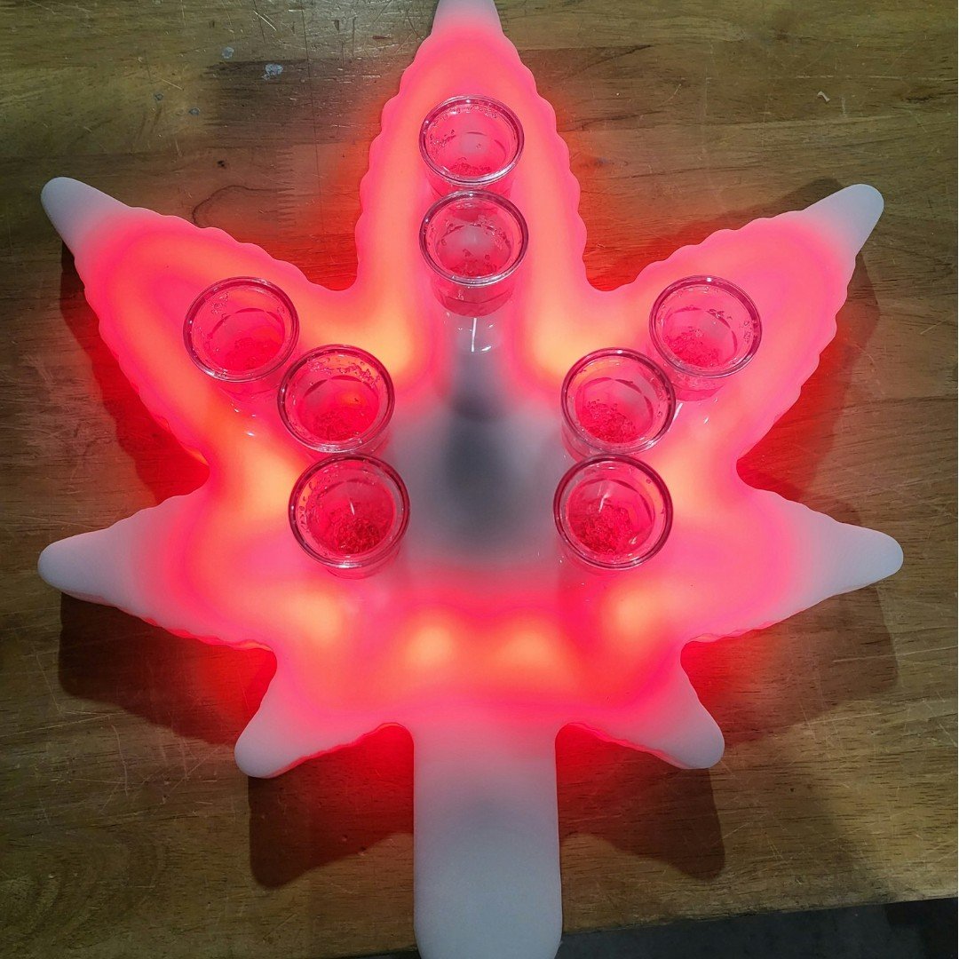 Weed Marijuana Ganja Bud Pot Plant Leaf Tree Trees Devil's Lettuce Reefer Mary J Jay Jane Ganj Shot Shooter Shooters Serving Serve Server Tray Restaurant Bar Event Night Club Nightlife Alcohol Liquor Drink Drinking Drunk Party Smoke Cheef Fun Novelty Red