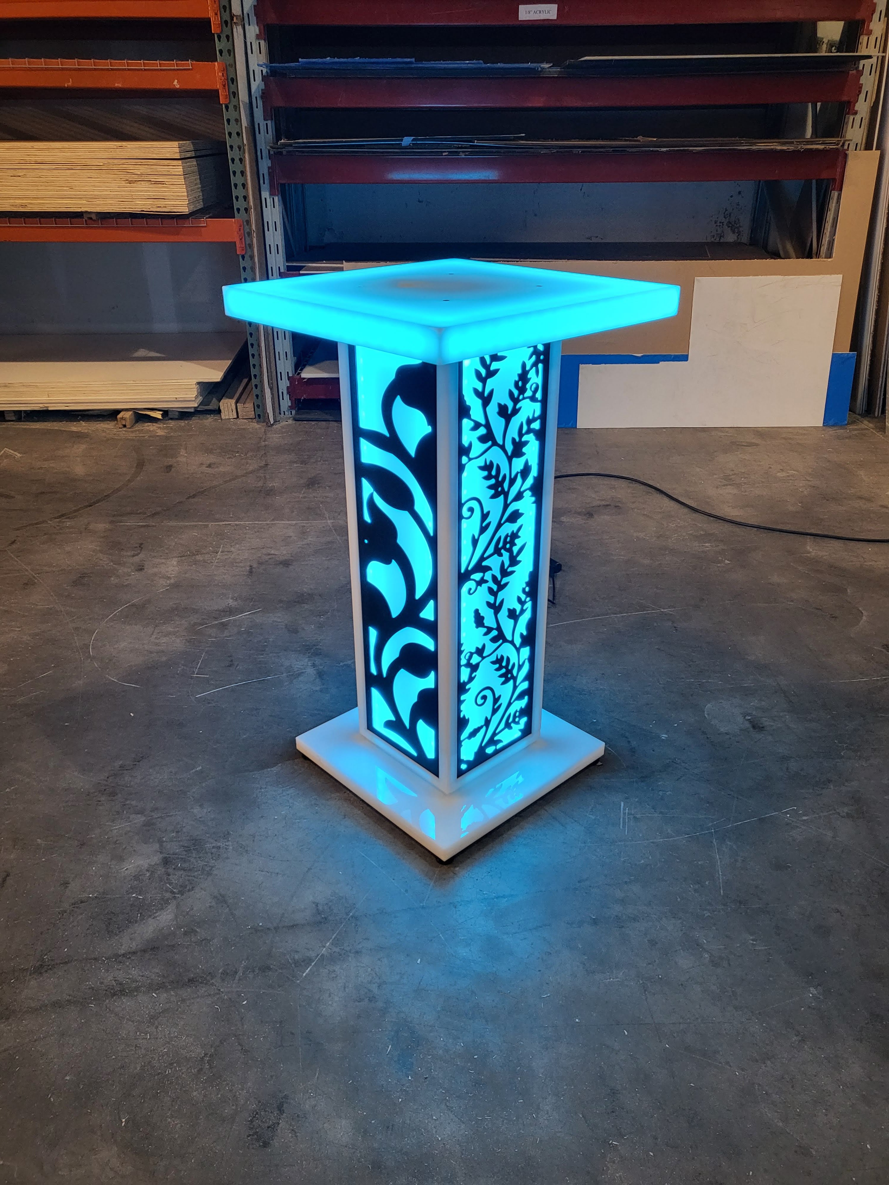 LED Light-Up Highboy & Lounge Tables | superGLOW Series