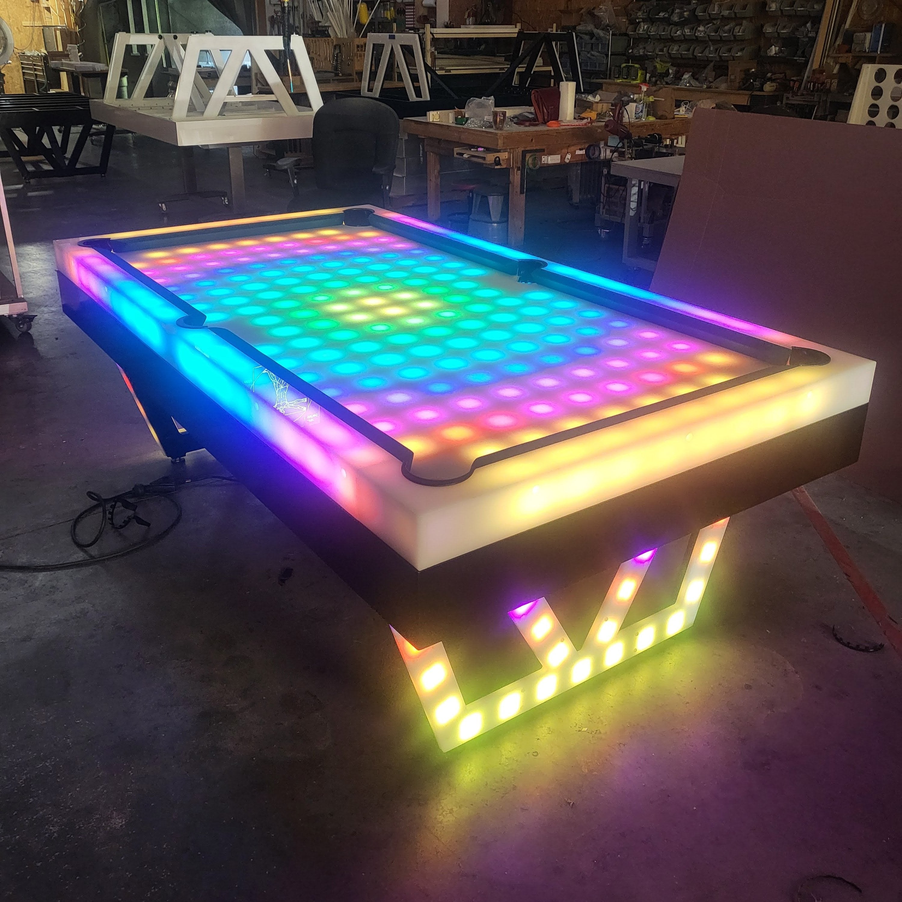 Light Up Billiards Table | Glow-in-the-dark Pool Table – BarChefs
