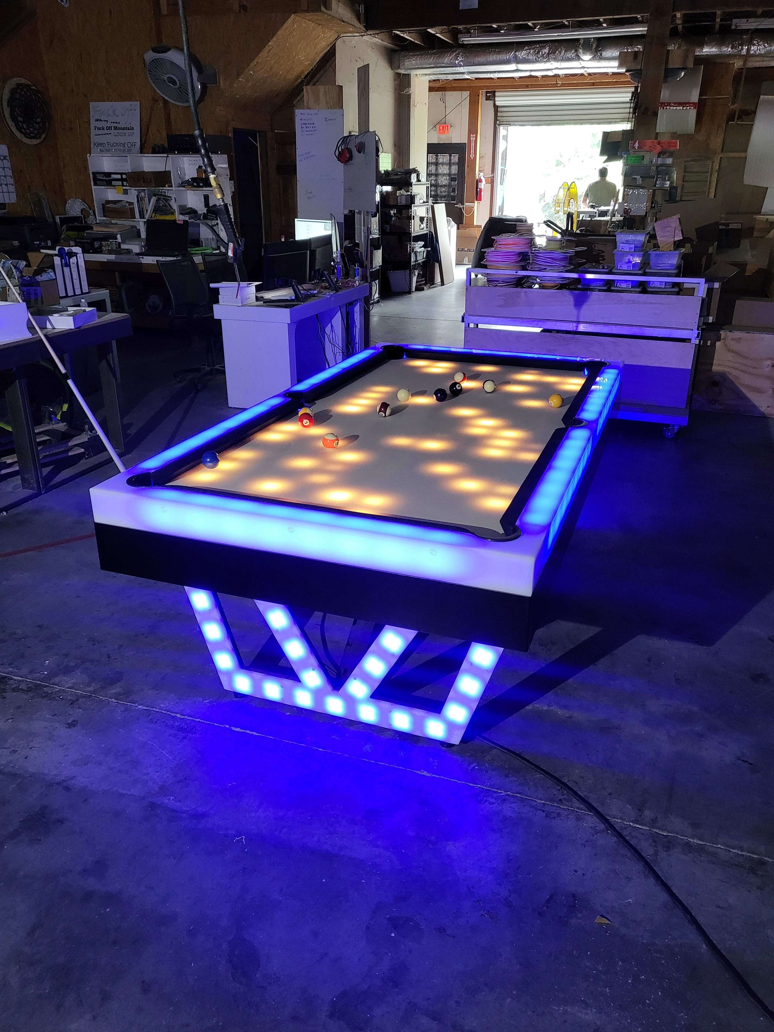 LED Billiards Pool Table Glow Blue Yellow Light Balls Ball