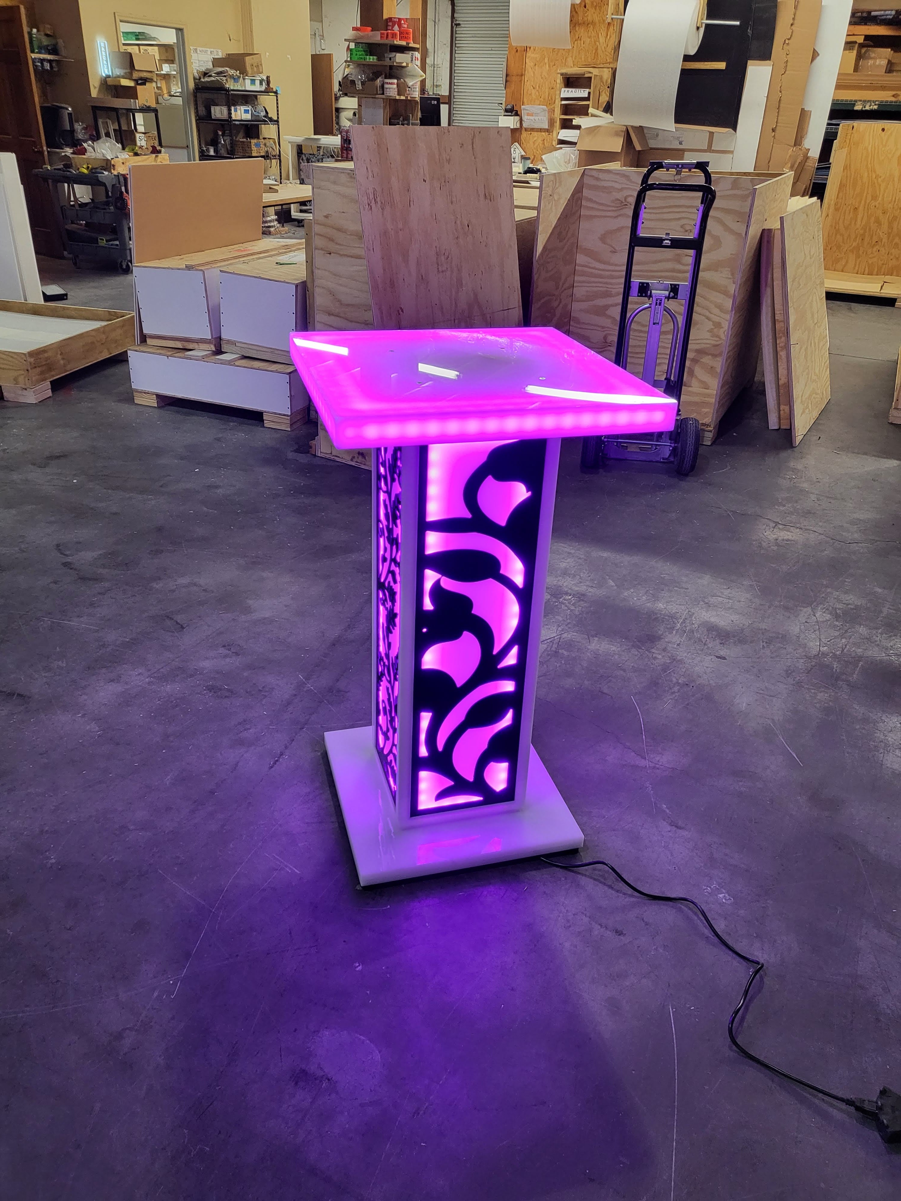 LED Light-Up Highboy & Lounge Tables | superGLOW Series